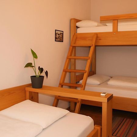 Cozy Big Apartment With Balcony Tirana Exterior foto