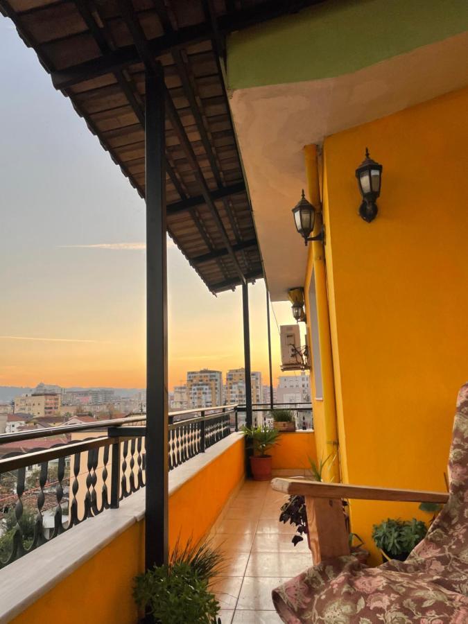 Cozy Big Apartment With Balcony Tirana Exterior foto