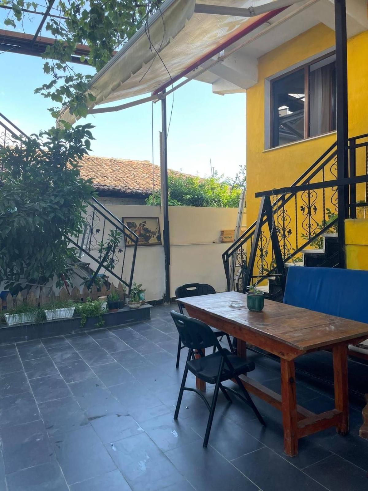 Cozy Big Apartment With Balcony Tirana Exterior foto